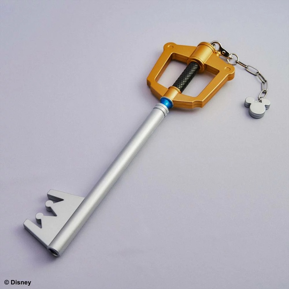 KINGDOM HEARTS LIGHT UP KEYBLADE - KINGDOM KEY