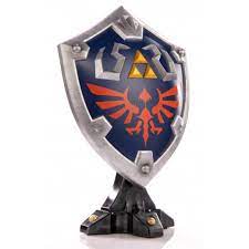 THE LEGEND OF ZELDA BREATH OF THE WILD HYLIAN SHIELD STANDARD EDITION